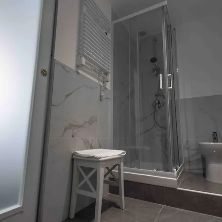 A Due Passi Dall'acquario Parking Free *