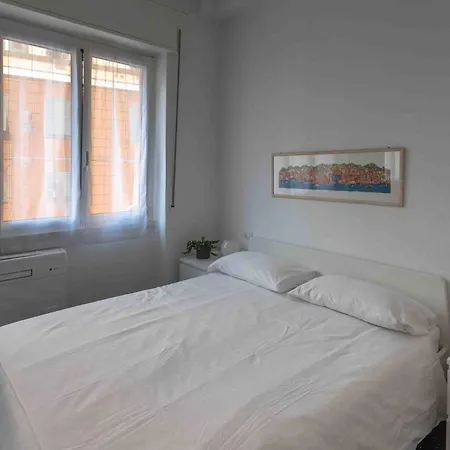 A Due Passi Dall'acquario Parking Free Apartamento