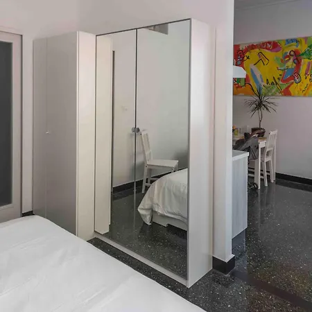 A Due Passi Dall'acquario Parking Free Apartamento *