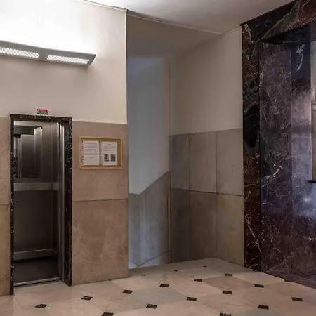 A Due Passi Dall'acquario Parking Free * Генуя