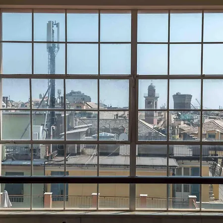 A Due Passi Dall'acquario Parking Free Генуя