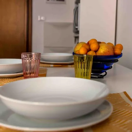 A Due Passi Dall'acquario Parking Free