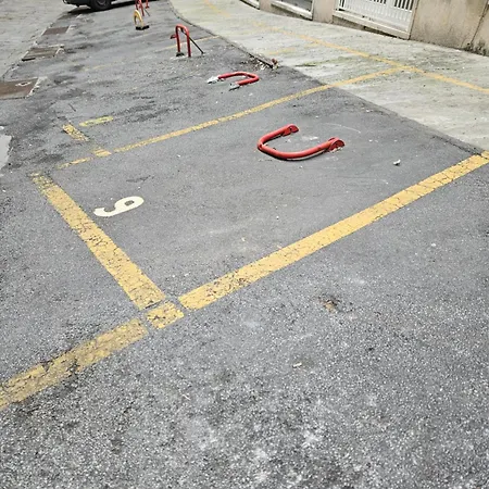 Lägenhet A Due Passi Dall'acquario Parking Free *